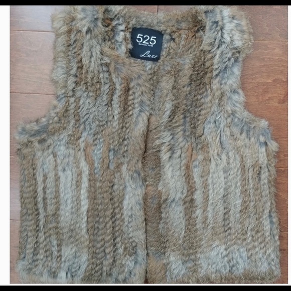Authentic Fur Vest - Picture 1 of 3